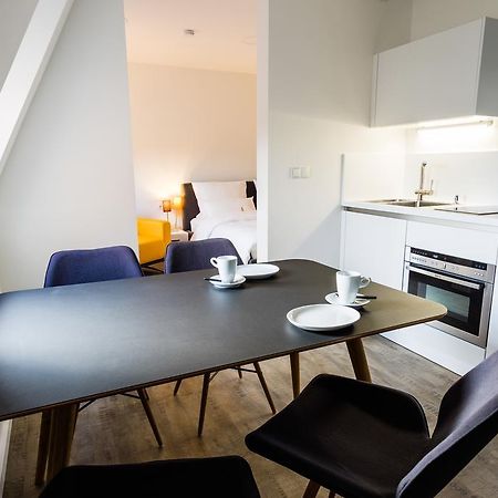 Apartmenthaus Koenigsallee ไบรอยท์ ภายนอก รูปภาพ