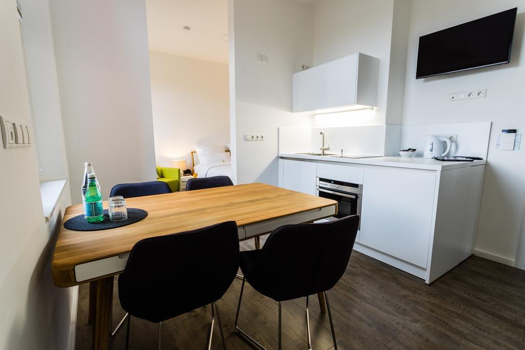 Apartmenthaus Koenigsallee ไบรอยท์ ภายนอก รูปภาพ