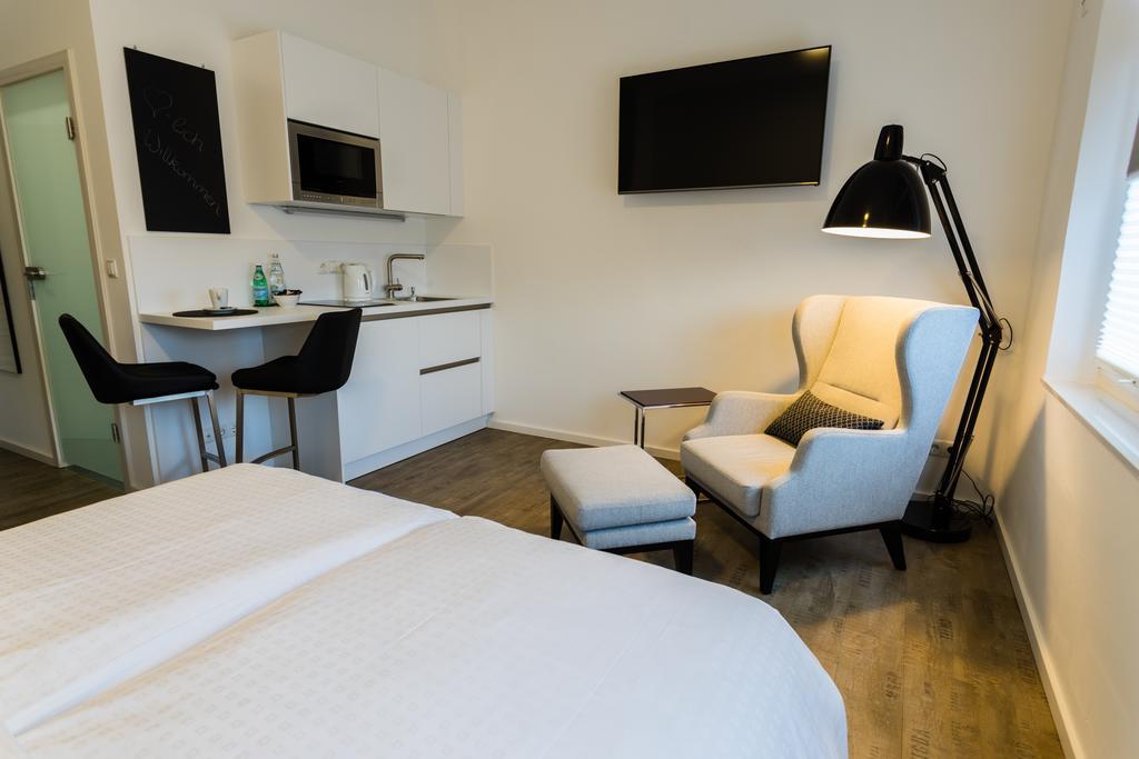 Apartmenthaus Koenigsallee ไบรอยท์ ภายนอก รูปภาพ